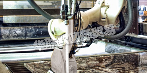 PROMETEC是石材生產(chǎn)線生產(chǎn)自動化的頂級公司之一。自1981年以來，他們一直是處理和改進(jìn)石材的熟練操作員