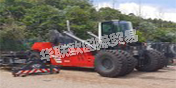 FORKLIFTCENTER BV專業(yè)生產(chǎn)1-60噸的叉車和集裝箱裝卸設(shè)備。在Forkliftcenter，您可以購買，出租和出售叉車。