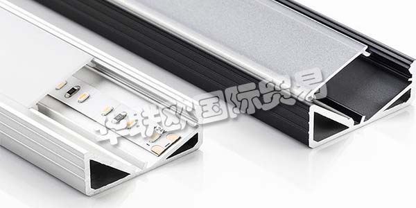 ELEKTRA創(chuàng)新的LED照明。靈活的照明方案。高品質(zhì)的產(chǎn)品種類?，F(xiàn)代功能。