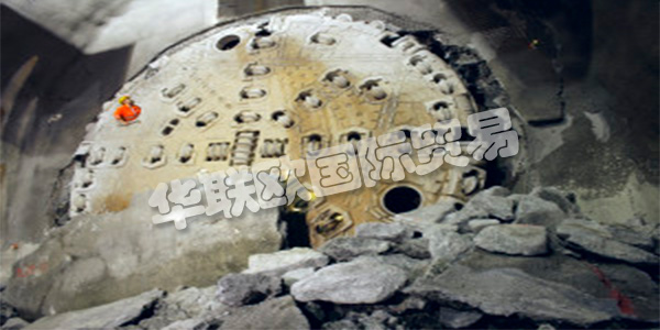 德國VMT主要產(chǎn)品：VMT視覺控制器、傳感器等。VMT的開始在Herrenknecht AG集團內(nèi)，Dipl.-Ing。(FH)Manfred Messing于1994年4月8日成立了一個兩人測量員辦公室，這是VMT歷史的開始。目前，VMT在Bruchsal |德國總部雇傭了200名員工，在4大洲擁有5家子公司。