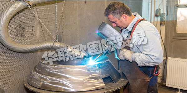 FELDPAUSCH自60多年前一直致力于為各個(gè)行業(yè)領(lǐng)域開發(fā)創(chuàng)新的喂料技術(shù)。