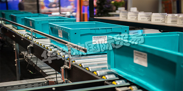 德國(guó)OVERBECK主要產(chǎn)品：OVERBECK輸送機(jī)、重型輸送機(jī)等。OVERBECK F?rdertechnik - 自1994年起來(lái)自德國(guó)的輸送系統(tǒng)。