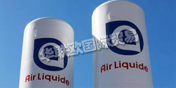 法國(guó)AIR LIQUIDE主要產(chǎn)品：AIR LIQUIDE泵、廢液泵等。AIR LIQUIDE集團(tuán)誕生于巴黎EcoleSupérieuredePhysique et Chimie Industrielle的兩名年輕畢業(yè)生。作為一名受到啟發(fā)且有時(shí)甚至是古怪的研究人員，Georges Claude在巴黎公交車(chē)庫(kù)進(jìn)行了兩年不懈的實(shí)驗(yàn)后，成功地完善了液化空氣的過(guò)程。他的合伙人保羅·德洛姆(Paul Delorme)是一位審慎的遠(yuǎn)見(jiàn)卓識(shí)者，盡管有財(cái)務(wù)方面的考慮，但他毫不猶豫地支持這個(gè)工業(yè)項(xiàng)目，并提供了至關(guān)重要的初期投資。這家年輕的公司迅速吸引了24位股東的投資，而液化空氣公司的偉大冒險(xiǎn)開(kāi)始了。