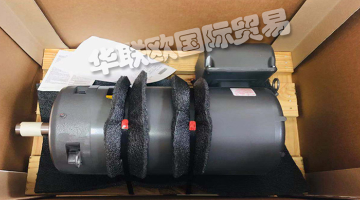 美國葆德電機(BALDOR)，現(xiàn)在已經(jīng)被ABB收購，屬于ABB旗下的子品牌。曾一度叫做巴杜電機，成立于1920年，是一家美國的上市公司。2007年并購了羅克韋爾自動化旗下的瑞恩電氣(Reliance Electric)和道奇(Dodge)兩個品牌(全稱葆德?道奇?瑞恩BALDOR.DODGE.RELIANCE)，成為北美第一，全球第二大的工業(yè)電機供應商。