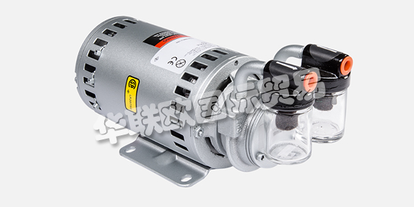 GAST是一家美國(guó)公司，生產(chǎn)各種氣動(dòng)產(chǎn)品, 包括真空泵、空氣壓縮機(jī)、微型氣泵、小型空壓機(jī)、氣動(dòng)馬達(dá)、氣動(dòng)減速馬達(dá)、真空發(fā)生器和旋渦式鼓風(fēng)機(jī)。小編接下來(lái)為您介紹GAST公司,GAST真空泵。